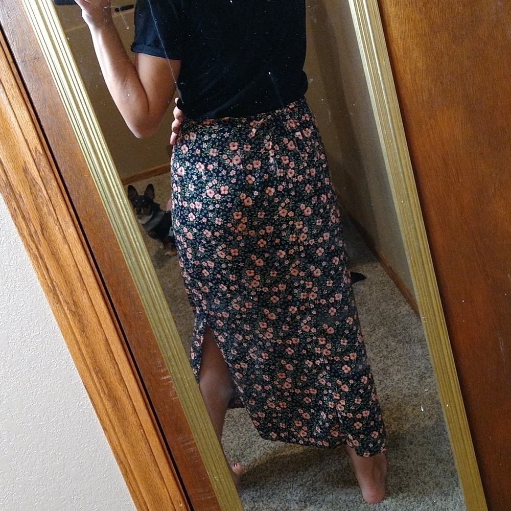 Vintage Floral Split Side Skirt - Picture 7 of 9